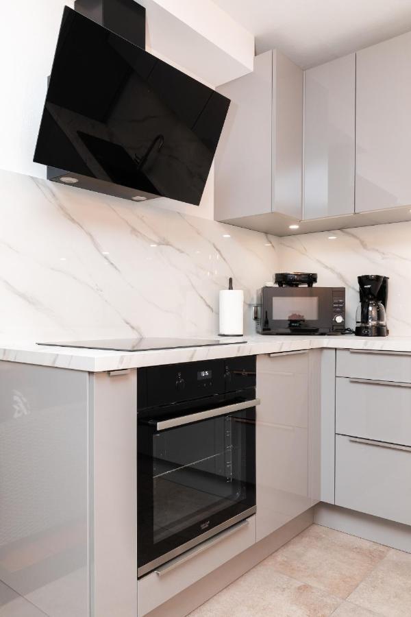 Bepa Appartement Supetar Buitenkant foto