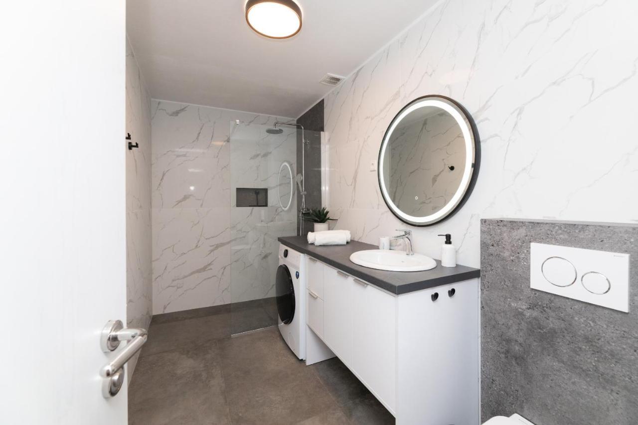 Bepa Appartement Supetar Buitenkant foto